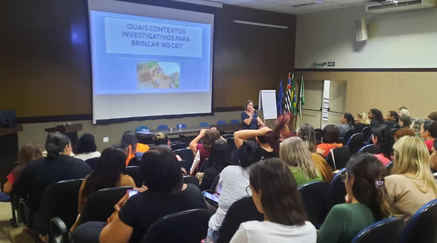 Palestra educacional valoriza o brincar para a educação infantil